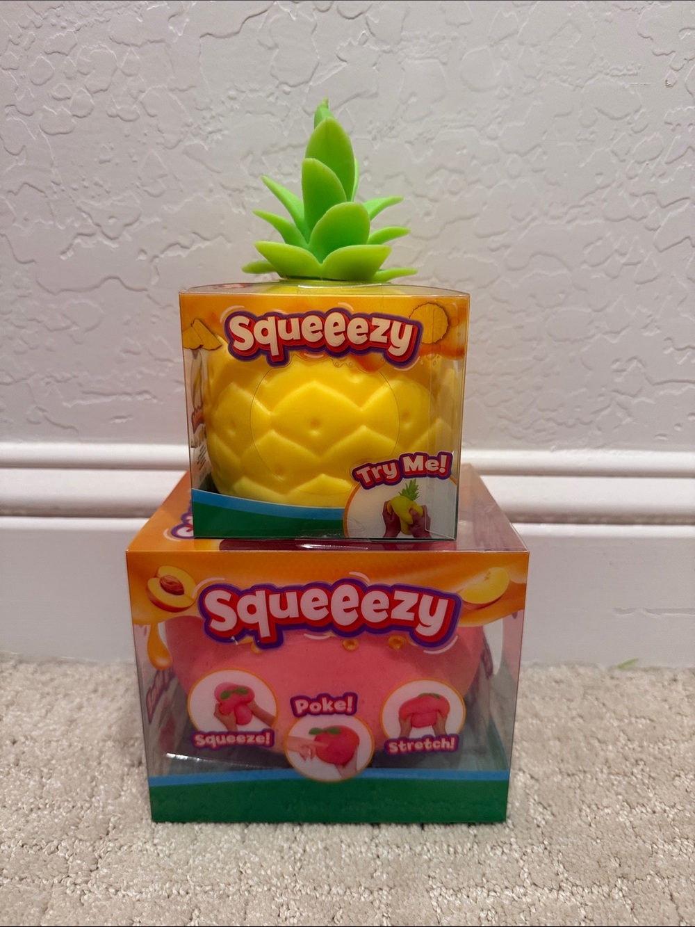 Squeezy Pineapple & peach  Squishy Toy